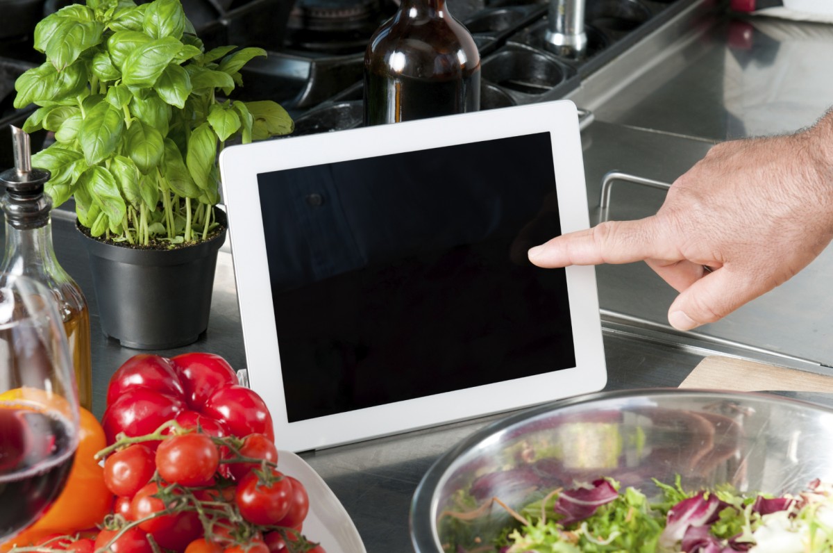 Cooking with tablet