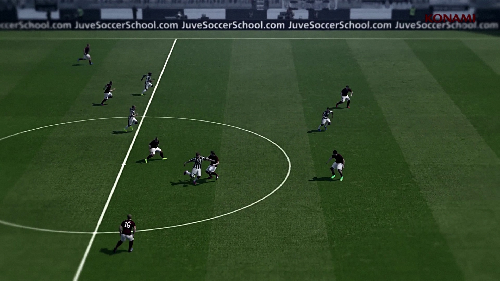 PES-2016-E3-Trailer-Gameplay-Screenshot-Juventus-vs-AS-Roma