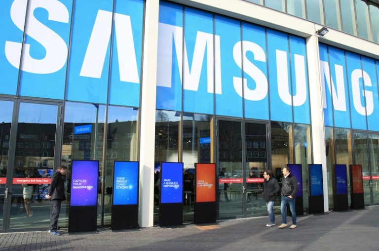Ticari amaçlı dijital ekran pazarının lideri Samsung