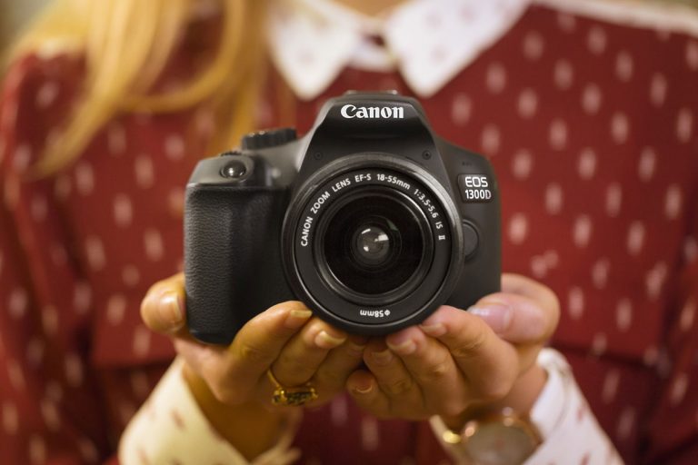 Canon EOS 1300D