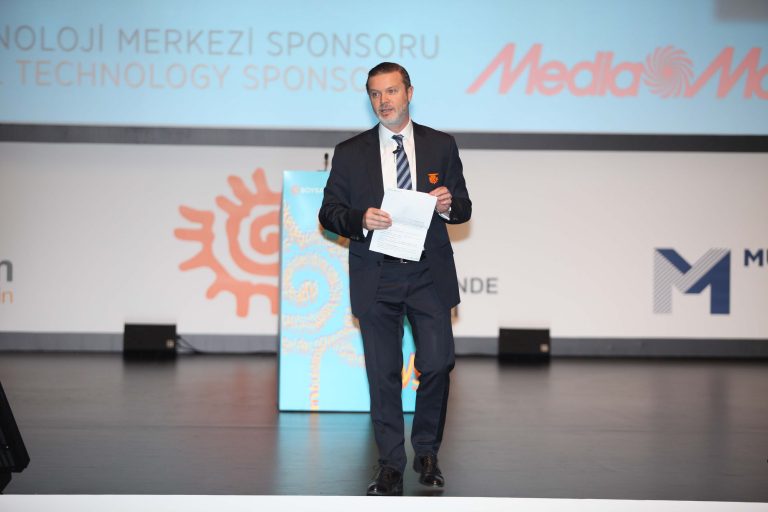 Media Markt Perakende Günleri’nde müşteri odaklı olmanın önemine dikkat çekti