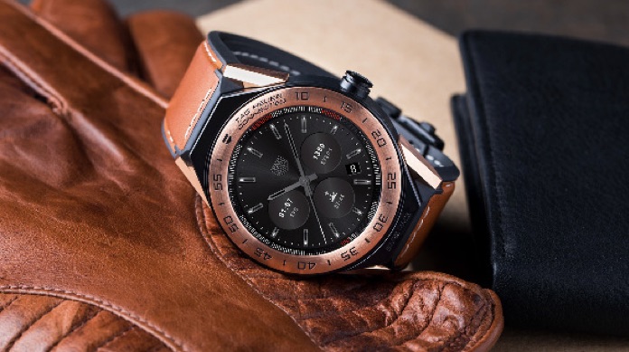 TAG Heuer’den lüks akıllı saat