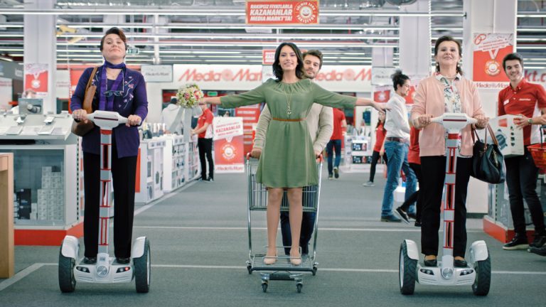 Evlenirken Kazananlar MediaMarkt’ta!
