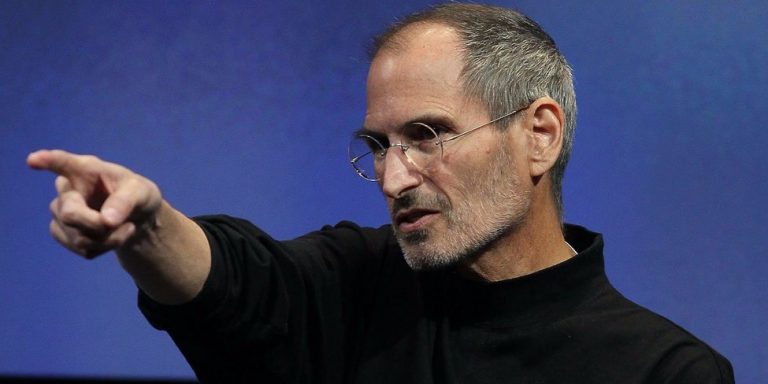 Eski Apple CEO’su öğle yemeği için bakın ne yapıyormuş?