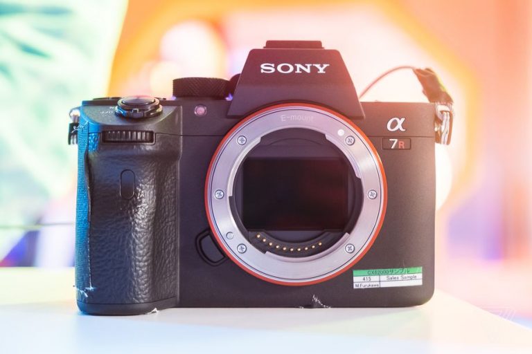 Yeni Sony A7R III ile tanışın