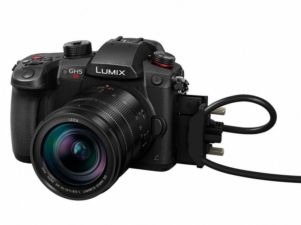 Panasonic Lumix DC-GH5S