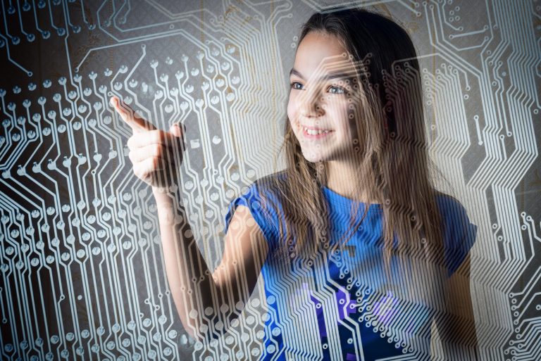 STEM, teknoloji ile farklı dalları birleştiren yeni bir eğitim yaklaşımı