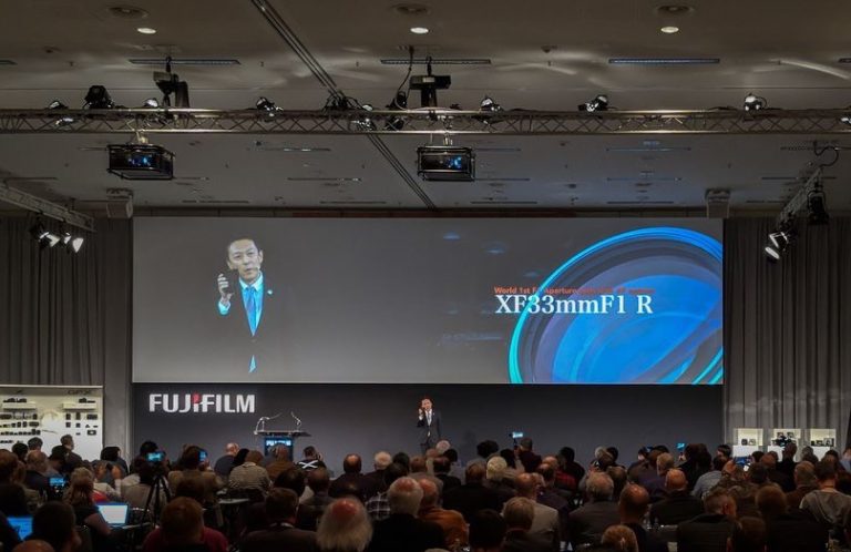 Fujifilm’den ‘aynasızlara özel’ dünyanın ilk f / 1 lensi
