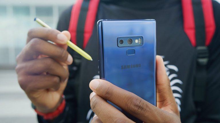 Samsung, Android Pie ile kullanıcıların yüzünü güldürecek!