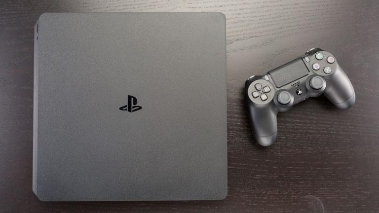 PlayStation 5 dokunmatik oyun kolu ile ortaya çıktı!