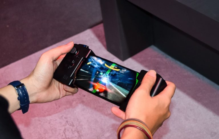 Asus ROG Phone 2 çıkış tarihi açıklandı