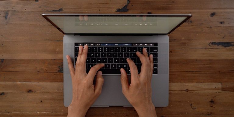 Apple 2019 MacBook Air ve 2020 MacBook Pro’da klavye değişebilir