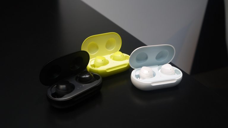 Galaxy Buds renk seçenekleri için Note10 dopingi