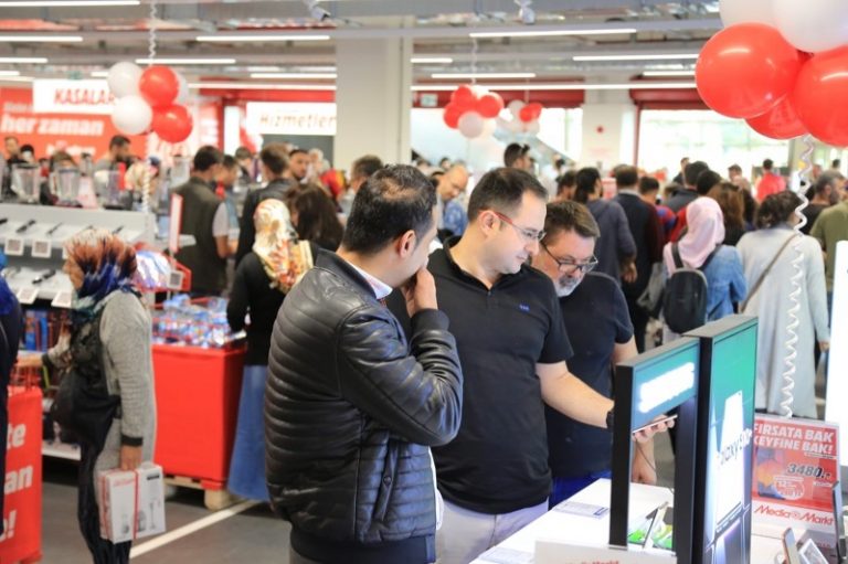 MediaMarkt CLUB’ın doğum günü özel indirimlerle kutlanıyor