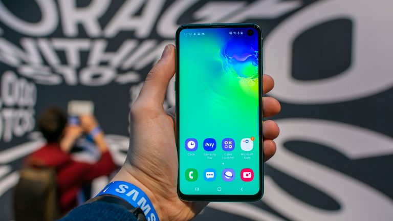 iPhone 11 rakibi Galaxy S11e ortaya çıktı