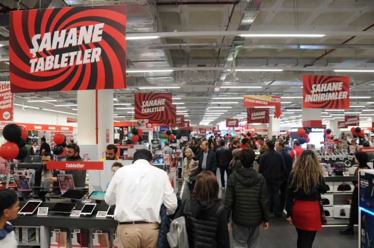 MediaMarkt Türkiye’den “Şahane Cuma”da “şahane rekor”