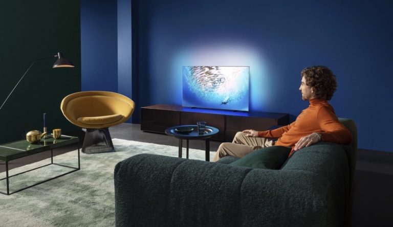 Yapay zeka destekli Philips OLED805/855 TV Mayıs’ta Türkiye’de