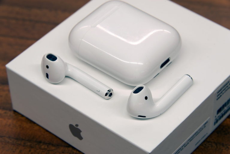 Apple yeni kulaklık modeli için hazırlanıyor
