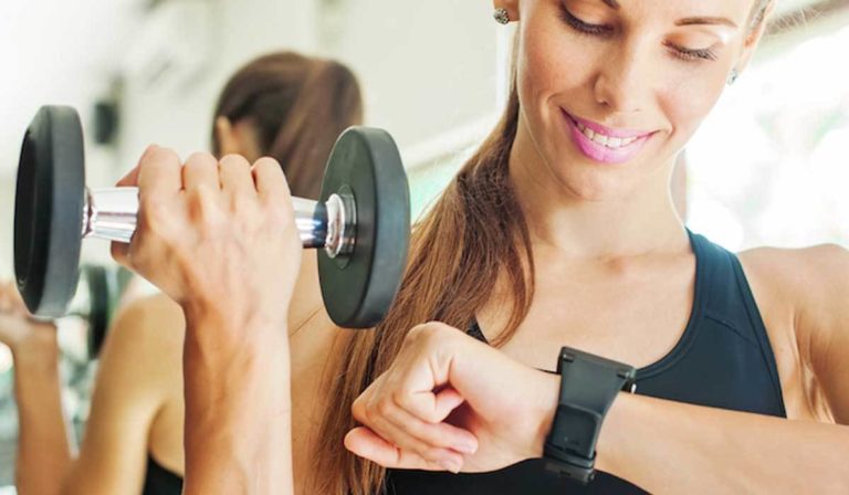 Fitbit akıllı saatler hayatı kolaylaştırıyor