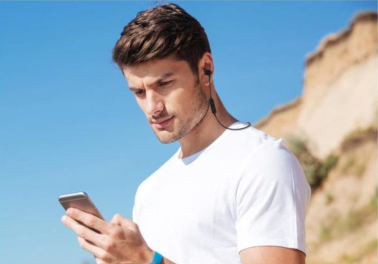 Milano imzalı bluetooth kulaklık: Celly BHSTEREO