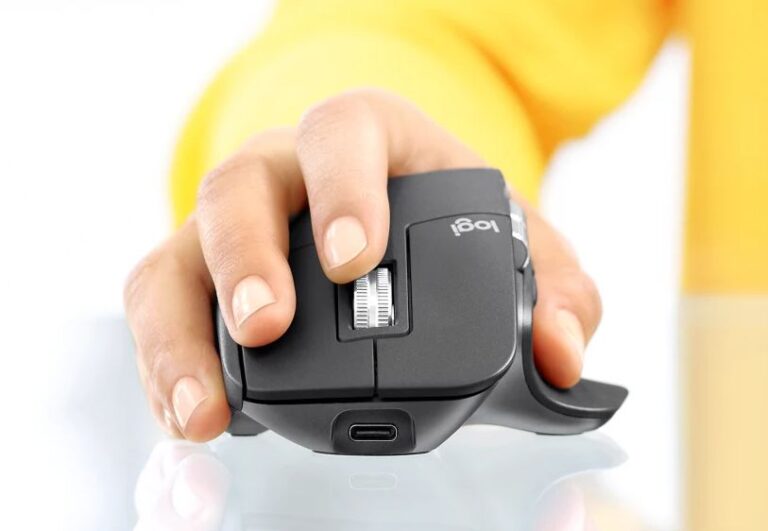 Logitech MX Master 3 : Profesyonel dünyanızdaki en iyi yardımcınız