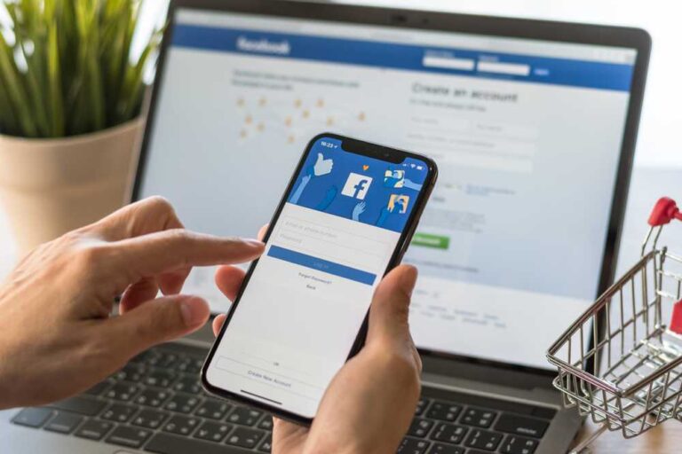 Facebook yerini kaptırmadı