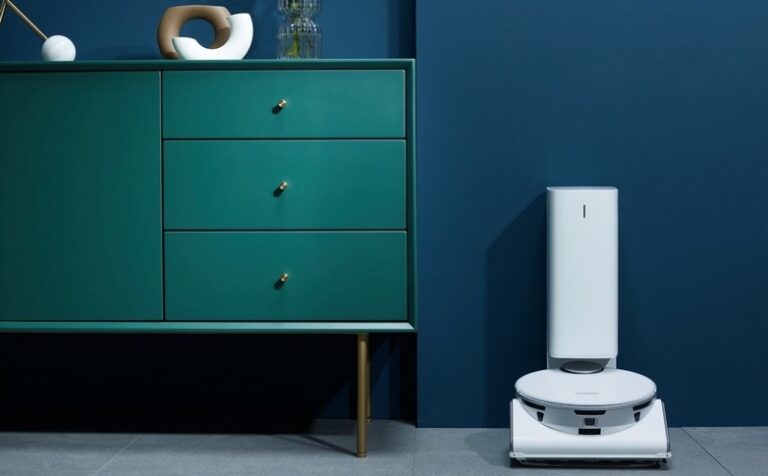 Samsung’tan yapay zekâ destekli yeni robot süpürge