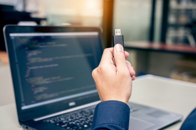 Windows 10 Bootable USB Nasıl Yapılır?