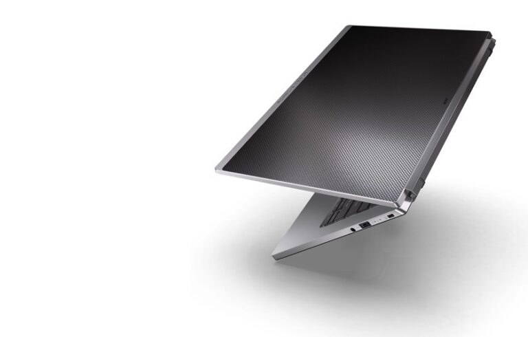 Porsche Design Acer Book RS ve TravelPack RS’ın başarısı taçlandırıldı