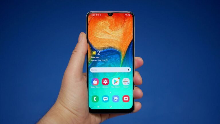 Galaxy A30 son büyük güncellemesini aldı!