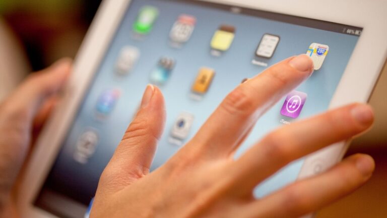 Apple ağırlığını ortaya koydu! Devlere fark attı
