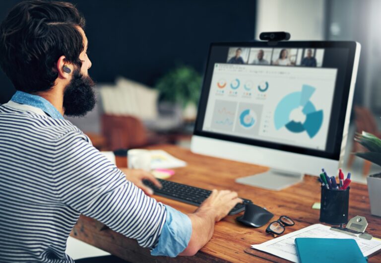 Logitech’ten iş profesyonellerine yönelik yeni kulaklıklar