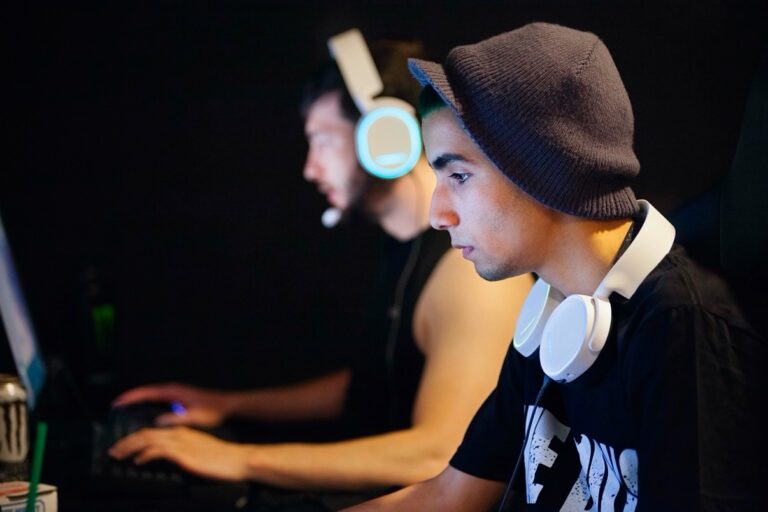 SteelSeries Arctis Serisi oyunda yüksek performans vadediyor