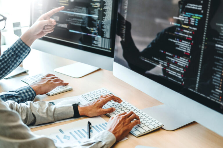Web Geliştirme Ortamlarına Örnekler