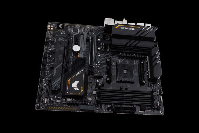 ASUS, dört yeni X570 anakart modelini piyasaya çıkardı