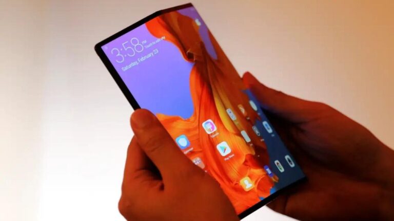 Huawei’den daha uygun fiyatlı ‘katlanabilir telefonlar’ yolda