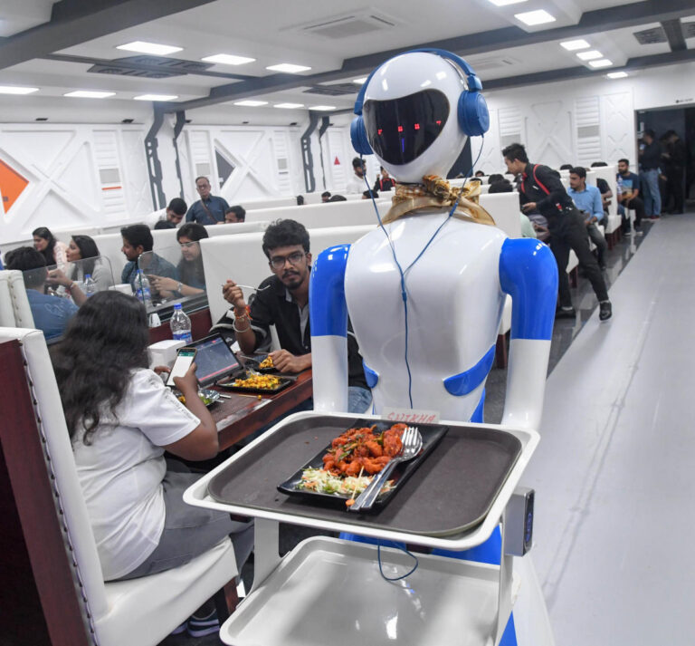 Robotik Gelişmeler Yeme İçme Kültürünü Nasıl Değiştiriyor?