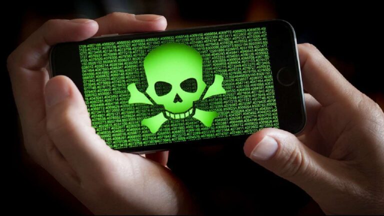 Telefonunuza asla yüklememeniz gereken 8 uygulama
