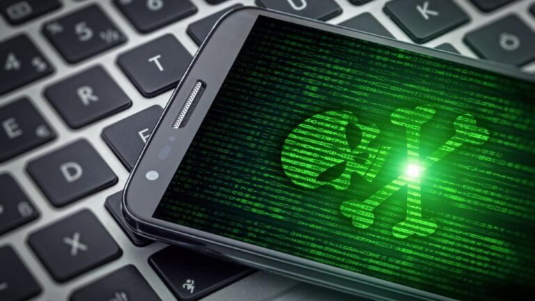 Android kullanıcıları dikkat: 17 uygulama Google Play Store’dan kaldırıldı!