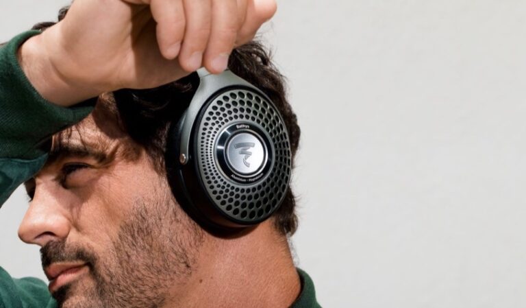 Dünyanın ilk Hi-Fi – Bluetooth ve ANC kulaklığı tanıtıdı