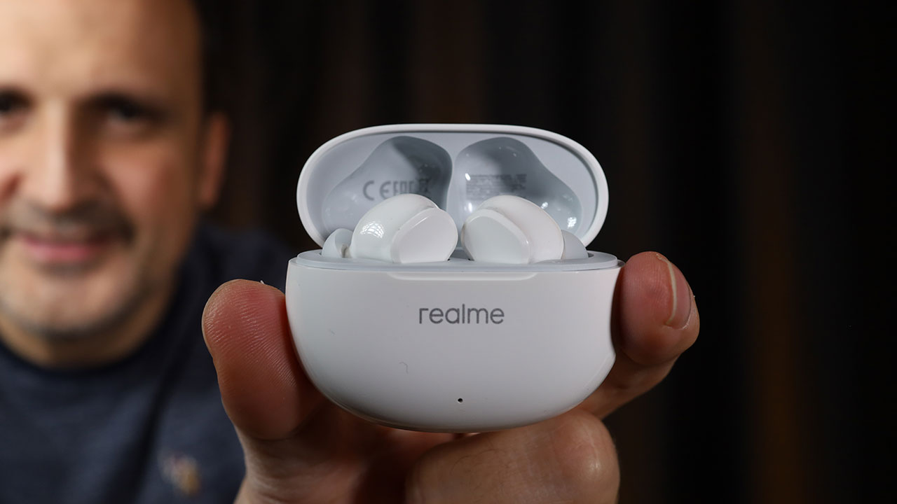 Realme buds t100 white