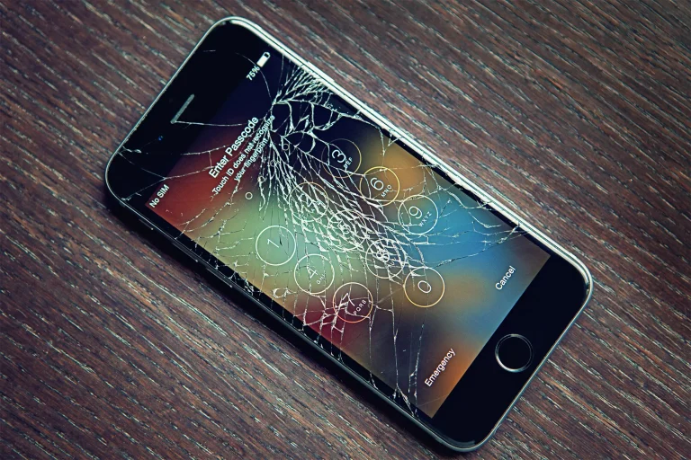 Sakın yapmayın! Telefonu garantiden çıkaran 9 hata