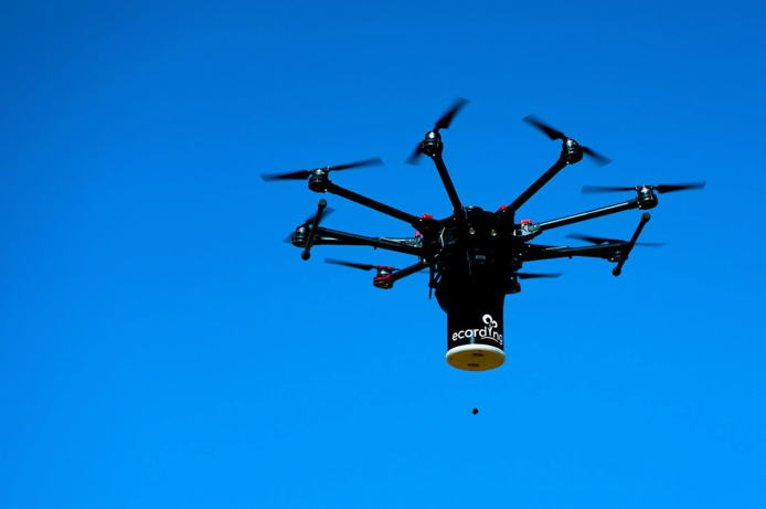 ecoDrone’lar aracılığıyla tohum topları doğa ile buluşuyor