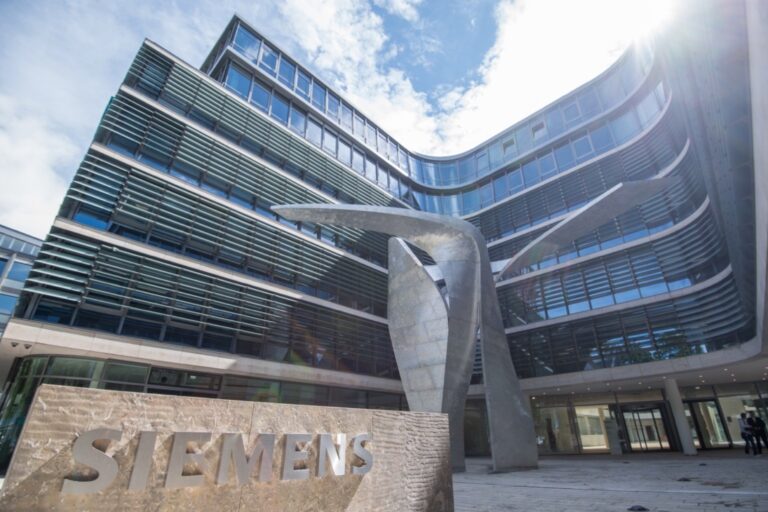 Siemens AG, net gelirini tarihin en yüksek seviyesine ulaştırdı