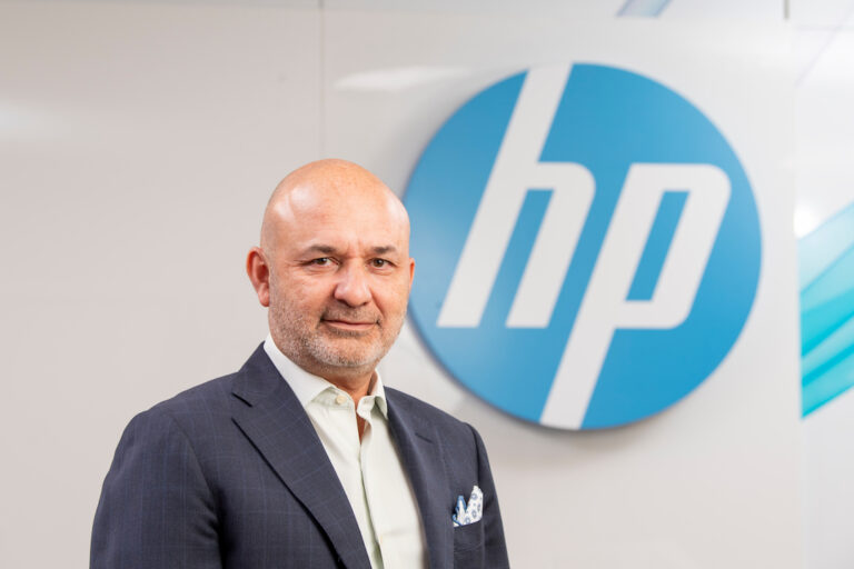 HP “2024 yapay zeka bilgisayarın yılı olacak” diyor
