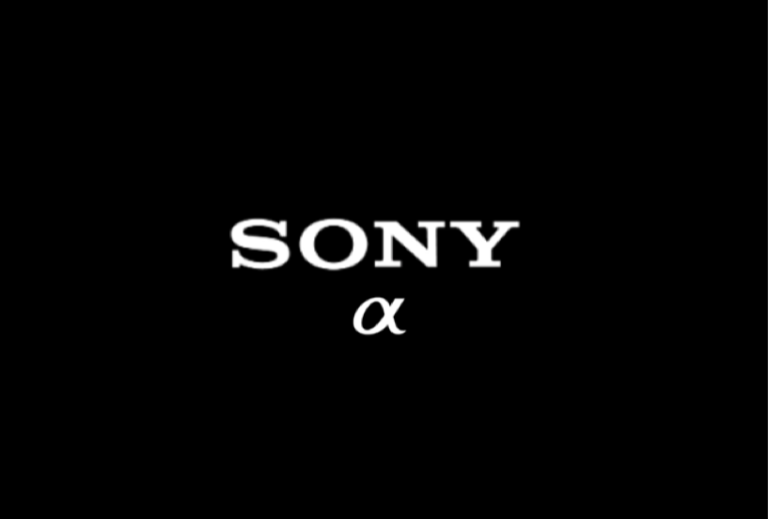 Sony, merakla beklenen ürün yazılımı güncellemelerini sundu