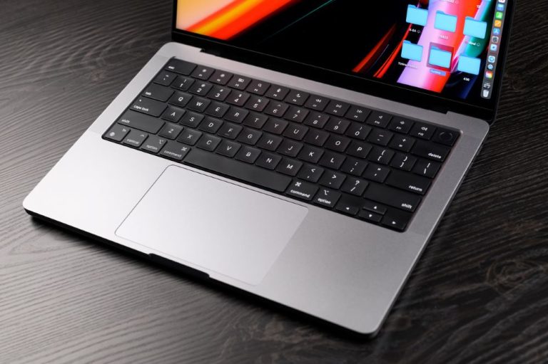 MacBook Pro Klavyesi Çalışmadığında Neler yapılmalıdır?
