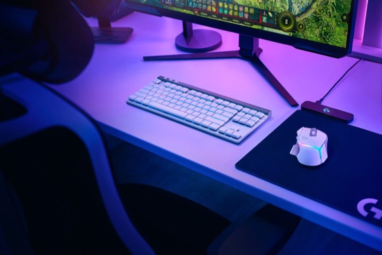 Logitech G515 LIGTSPEED TKL, performans ve şıklığı bir arada sunuyor