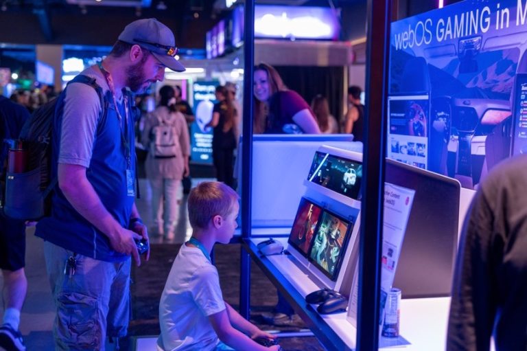 LG PAX West’te webOS bulut oyun teknolojilerini sergiledi