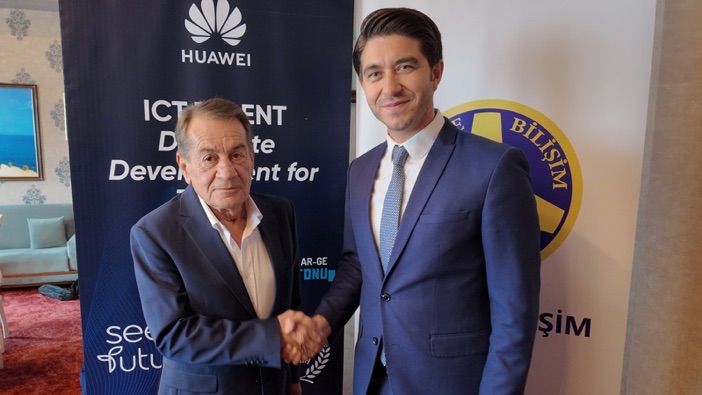Huawei ve TBD Türk kadın bilişimcileri küresel arenaya taşıyacak sertifika programını başlatıyor